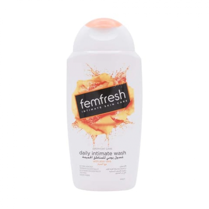 Femfresh Natural Balance Intimate Wash 250ml