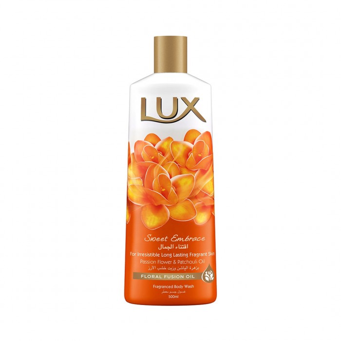 Lux Sweet Embrace Fragranced Body Wash 500ml